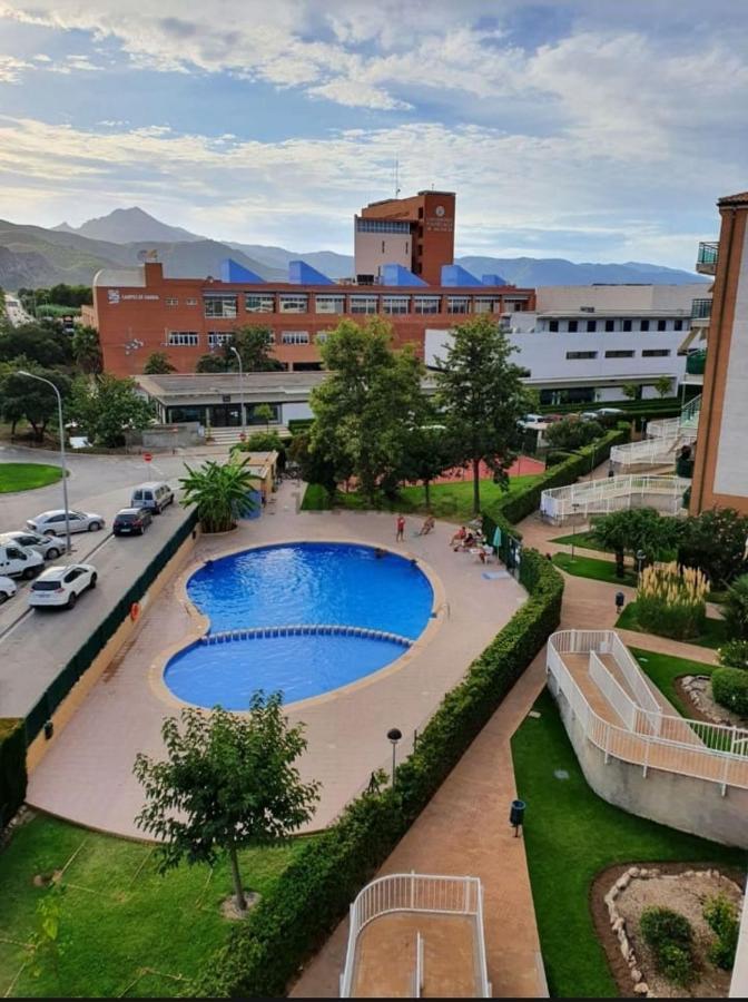 Universidad Del Mar - Alquiler Solo Familias Gandia Bagian luar foto