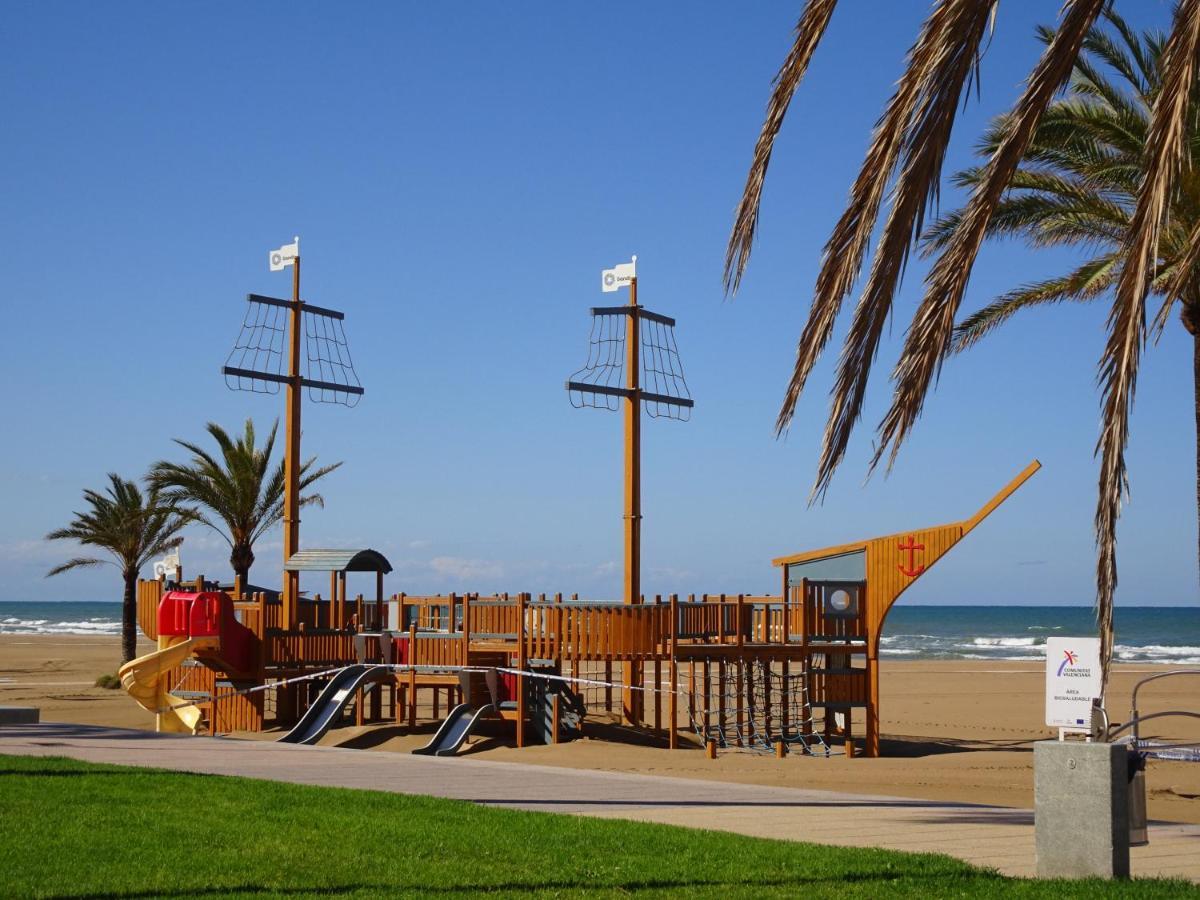 Universidad Del Mar - Alquiler Solo Familias Gandia Bagian luar foto