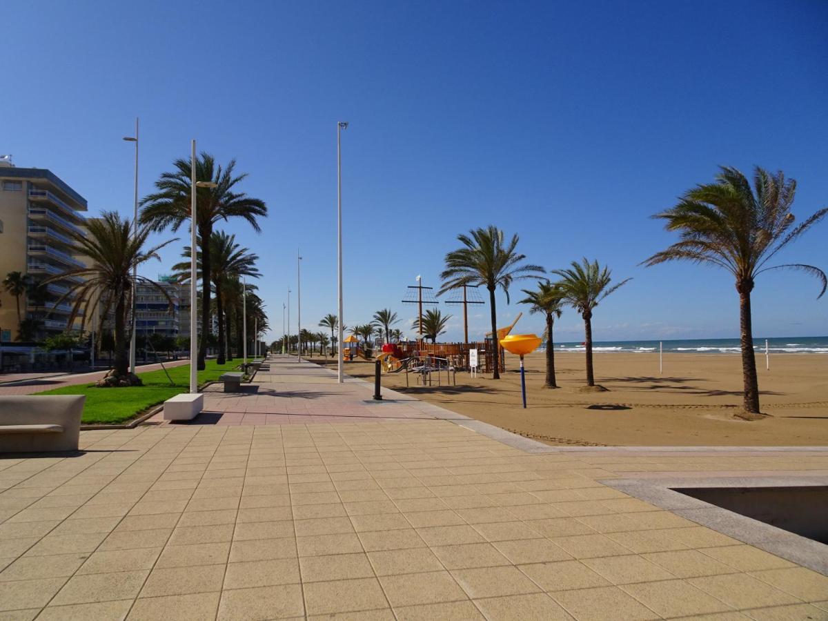Universidad Del Mar - Alquiler Solo Familias Gandia Bagian luar foto