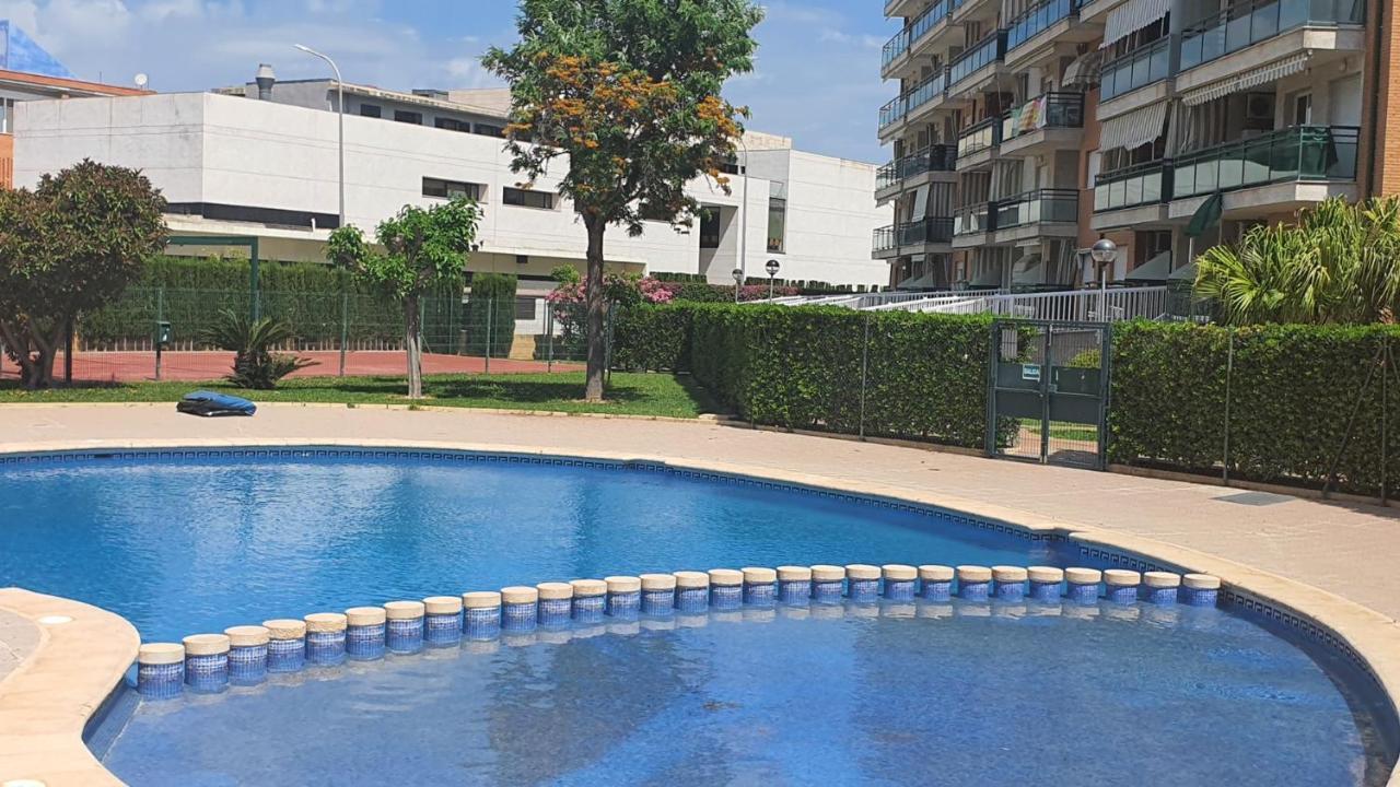 Universidad Del Mar - Alquiler Solo Familias Gandia Bagian luar foto